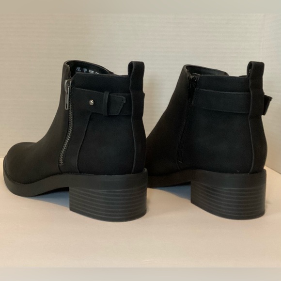 LifeStride Women’s Bonus Ankle Boot - Picture 6 of 10